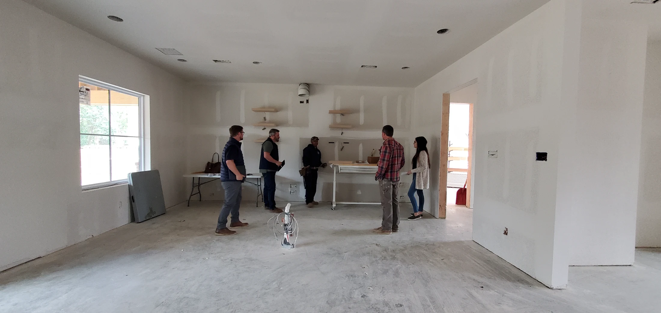 Jobsite management · On-site project discussion
